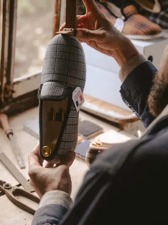 Créations de chaussons et pantoufles Georges et Thérèse 1931. Créations de chaussons et pantoufles Georges et Thérèse 1931.