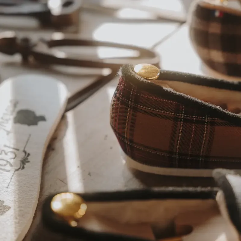 Georges et Thérèse 1931 créateurs de chaussons. Georges et Thérèse 1931 créateurs de chaussons et pantoufles de fabrication française .